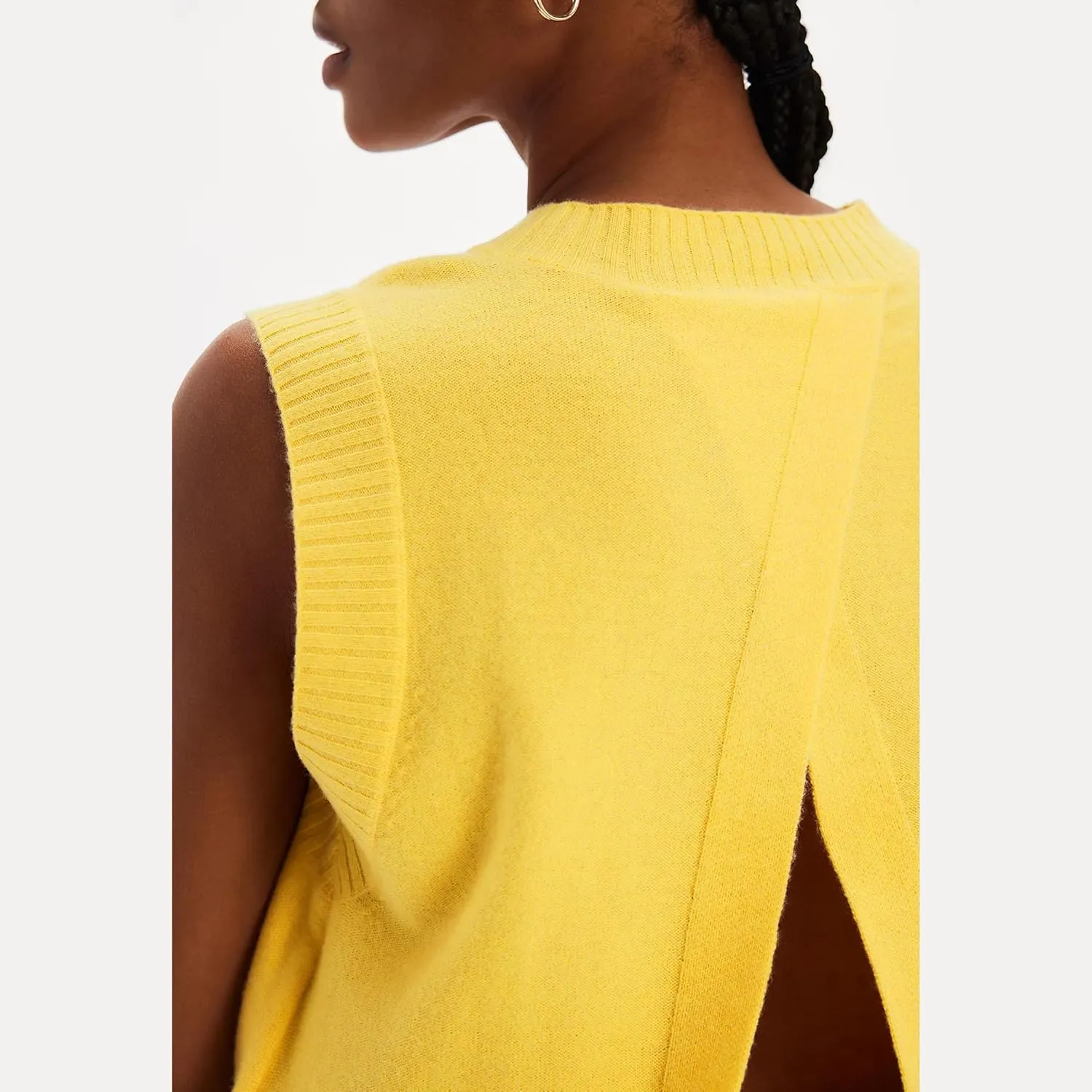 Hixiaohe Sleeveless Sweater Vest for Women Trendy Crewneck Knit Vests Cute Lightweight Pullover Tank Tops Casual Outfits