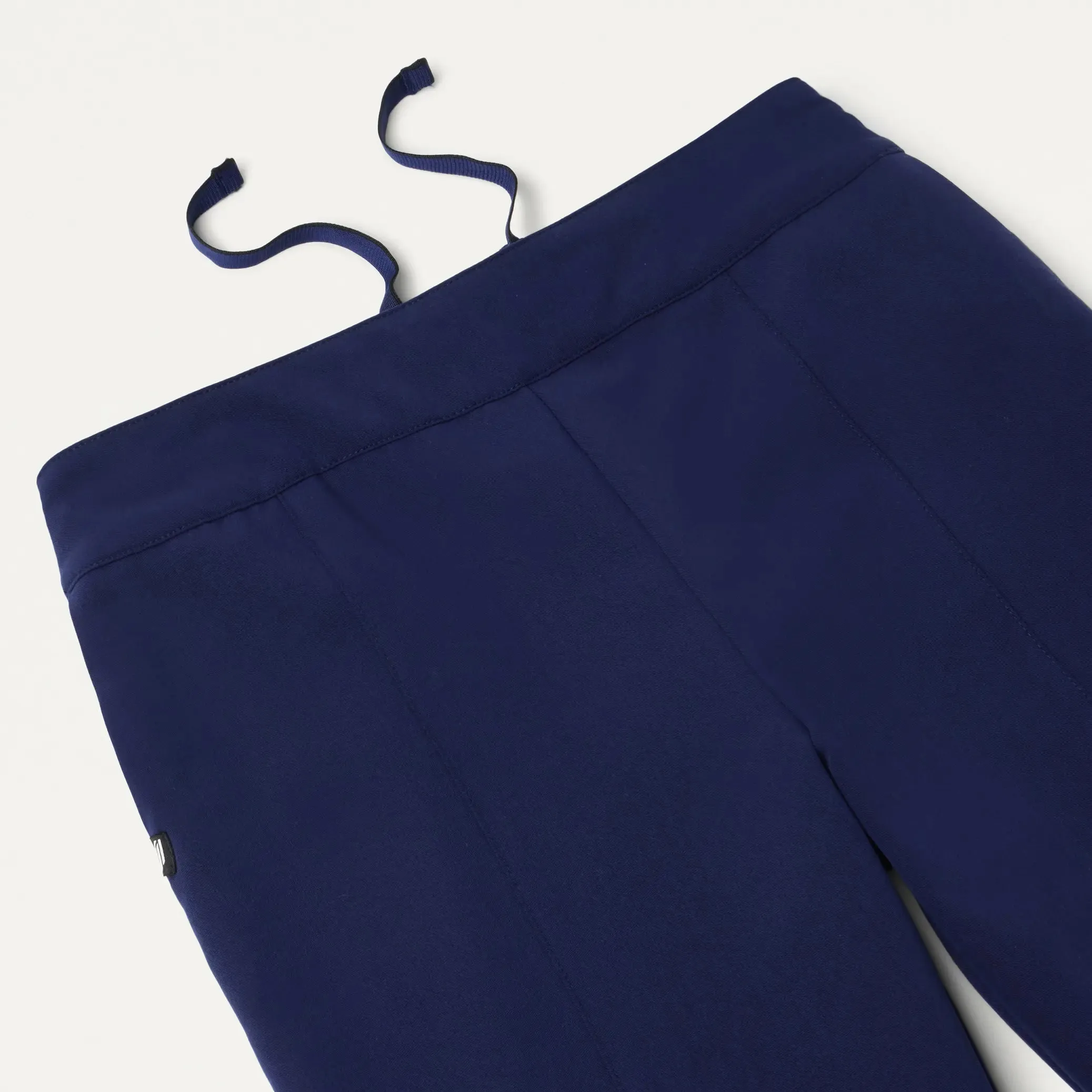 Jaanuu Women's Lio Tapered 5-Pocket Scrub Pant - Midnight Navy