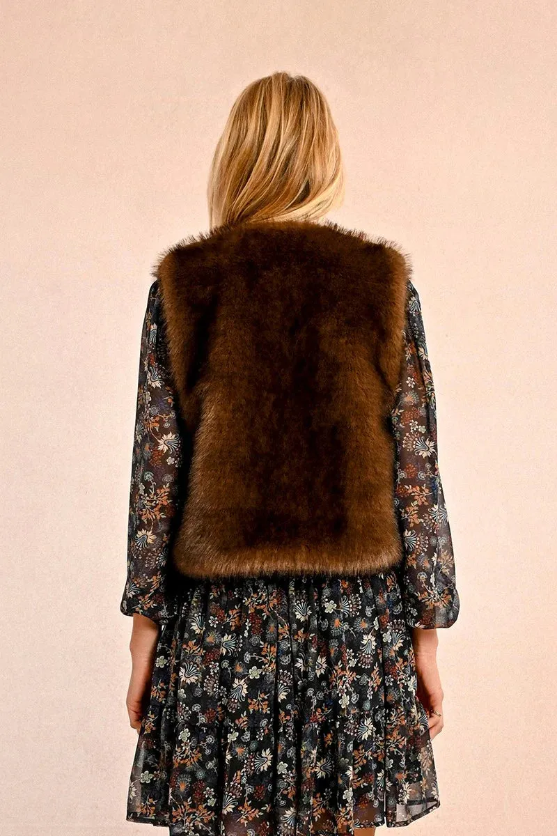 Long Haired Sleeveless Vest - Brown