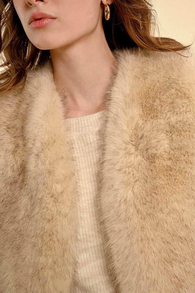 Long Haired Sleeveless Vest - Off White