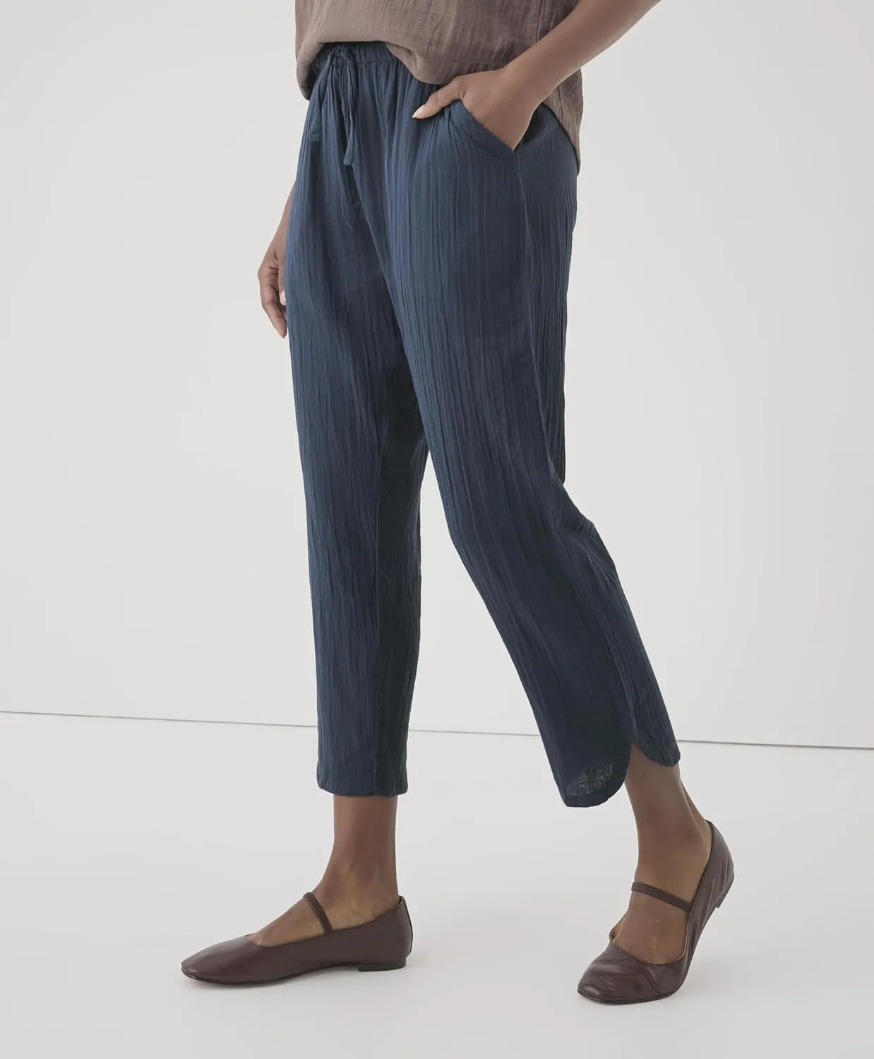 Pact Organic Cotton Women's Gauze Pull-On Casual Pants