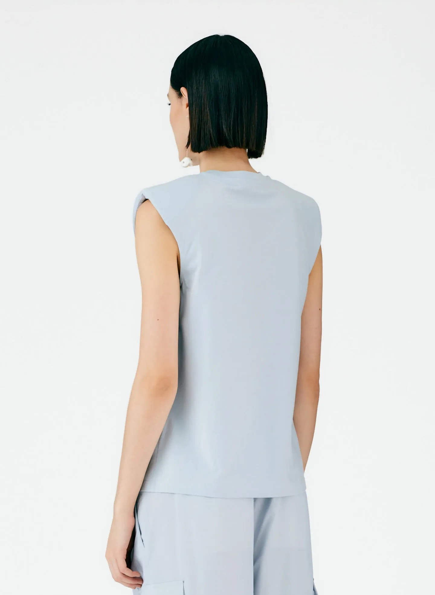 Padded Shoulder Sleeveless Top