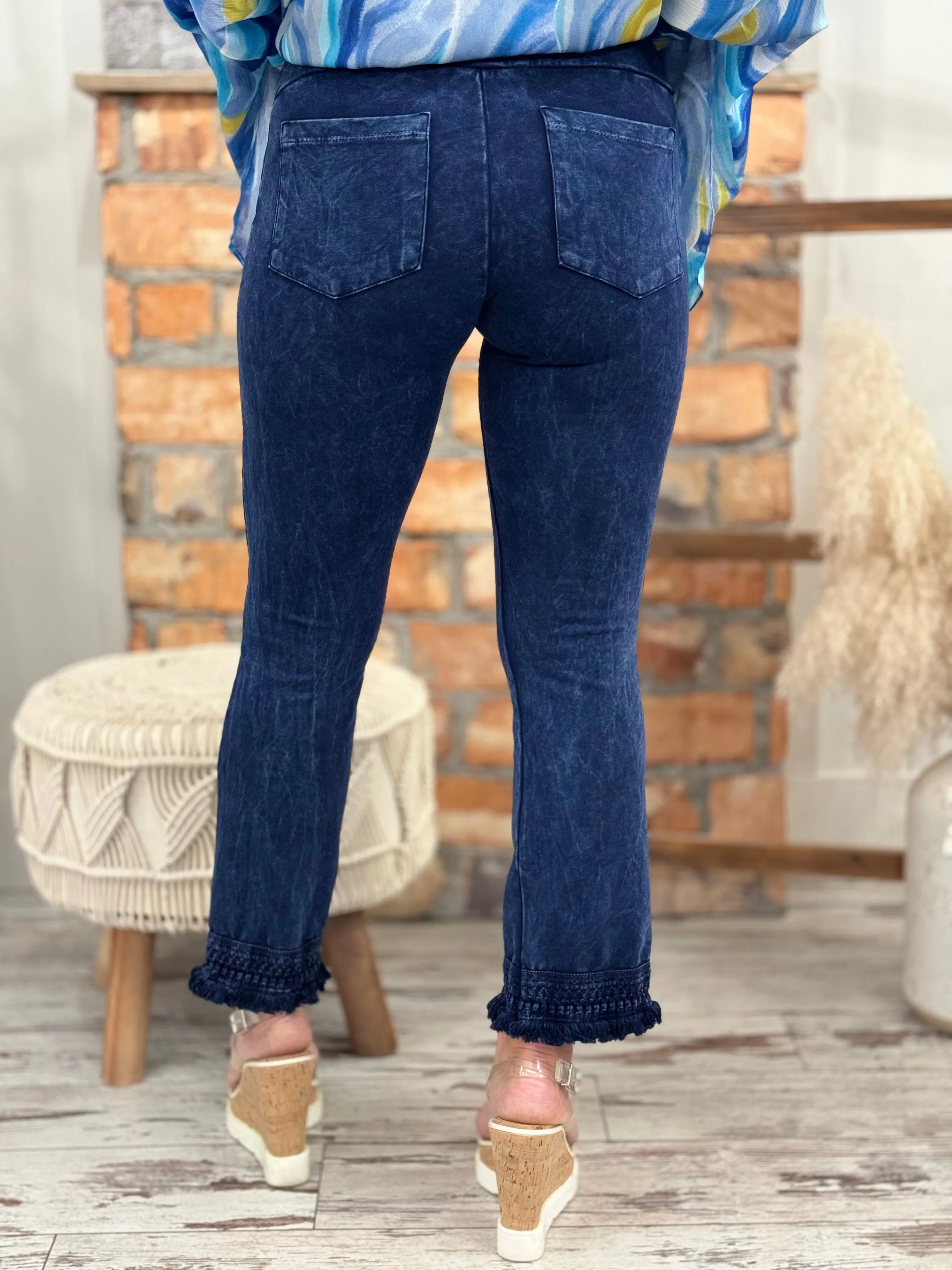 Washed Cropped Fringe Hem Pants in Dark Denim