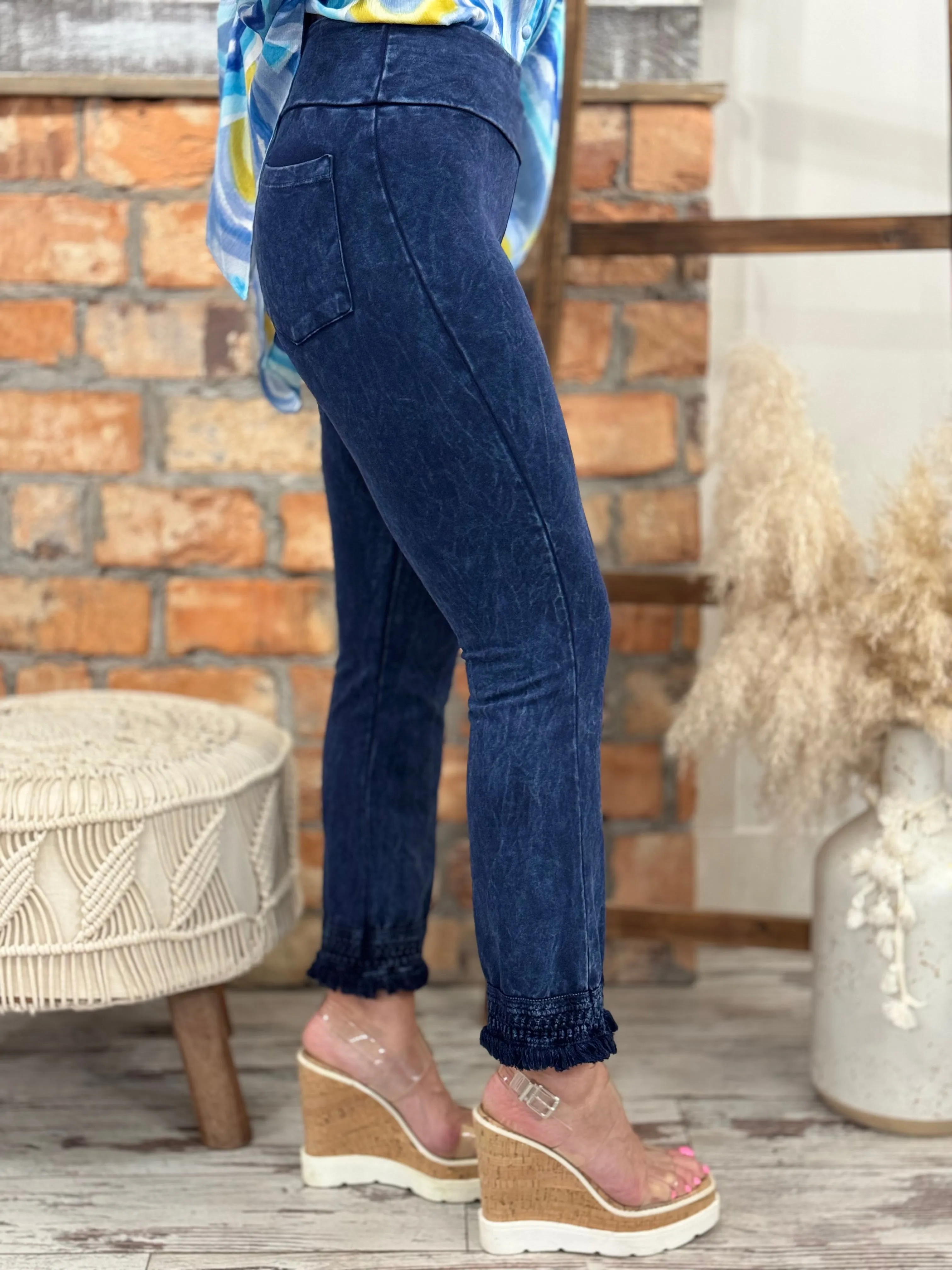 Washed Cropped Fringe Hem Pants in Dark Denim