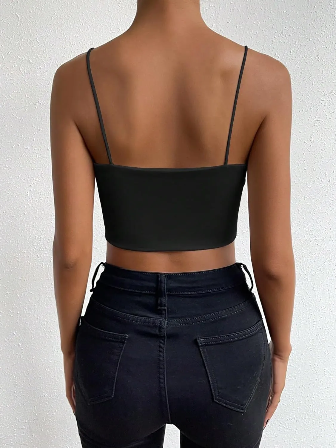 WDIRARA Women's Spaghetti Strap Solid Crop Cami Top Sleeveless Basic Cami Tank Tops