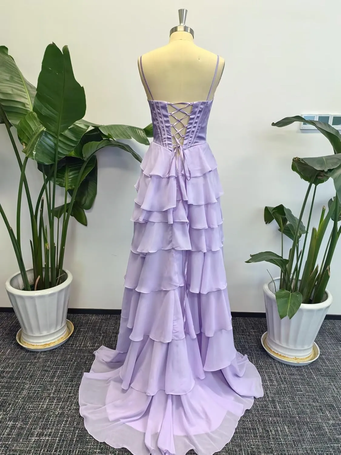 Womens Satin Corset Spaghetti Straps Prom Dresses with Slit Tiered Chiffon Sweetheart Formal Evening Dress HO034