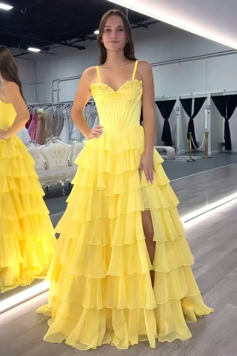 Womens Satin Corset Spaghetti Straps Prom Dresses with Slit Tiered Chiffon Sweetheart Formal Evening Dress HO034