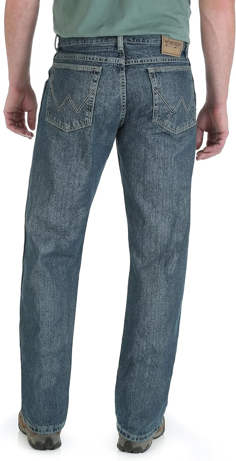 Wrangler Men's Rugged Wear Relaxed Straight Fit Jeans